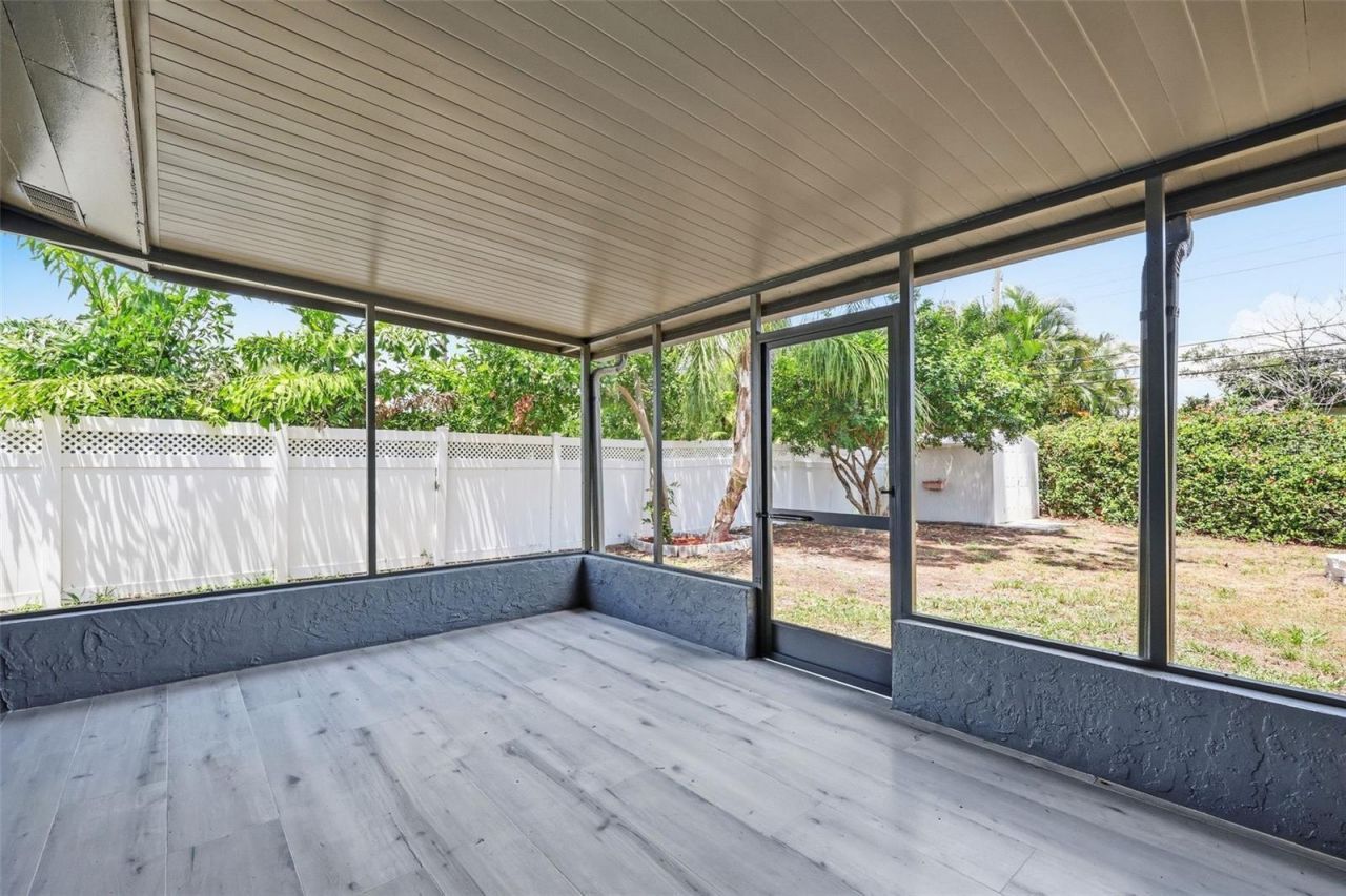 4435 Huntington Street Ne, Saint Petersburg, FL 33703 Photo