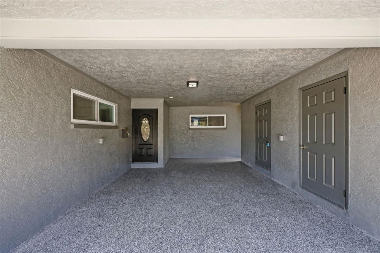 4435 Huntington Street Ne, Saint Petersburg, FL 33703 Photo