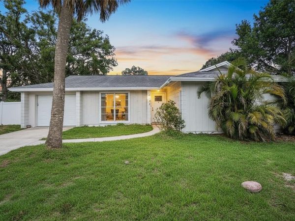 7004 LAMBRIGHT COURT, TAMPA, FL 33634