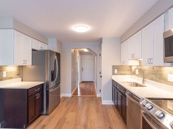 19 Hoyle, Unit 1, Norwood, MA 02062