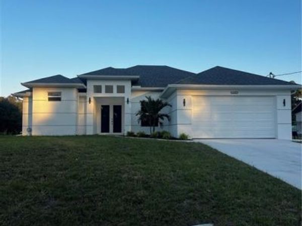 1208 Jefferson AVE, LEHIGH ACRES, FL 33972