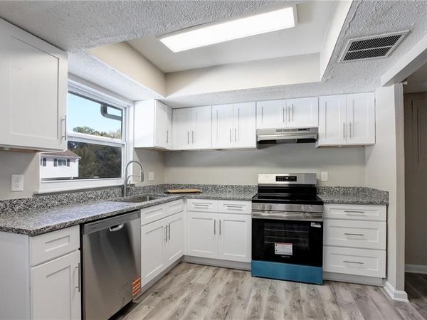 7325 Cardigan Circle, Atlanta, GA 30328