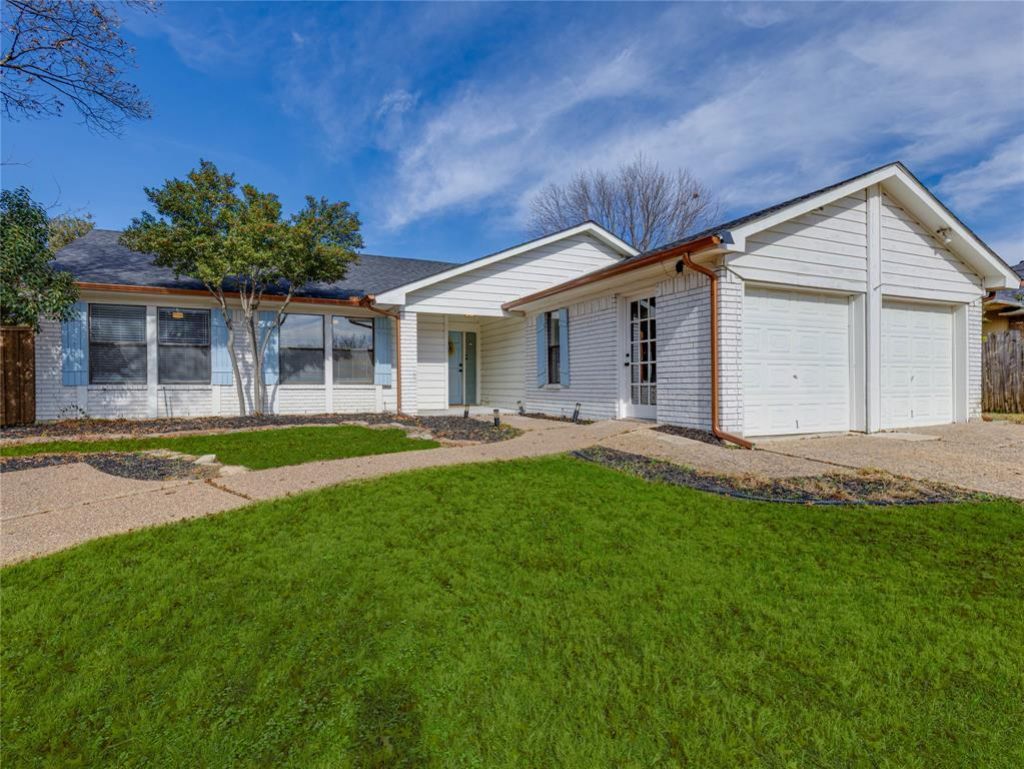 6705 Parkwood Drive, North Richland Hills, TX 76182 Main Photo