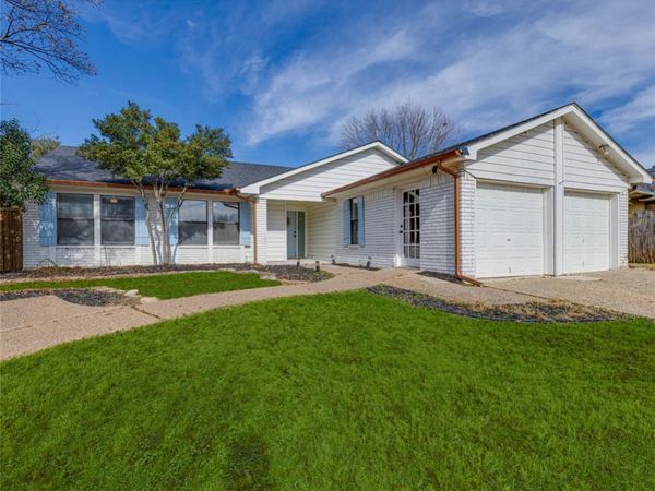 6705 Parkwood Drive, North Richland Hills, TX 76182