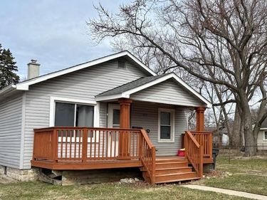 683 E Mansfield Avenue, Pontiac, MI 48340