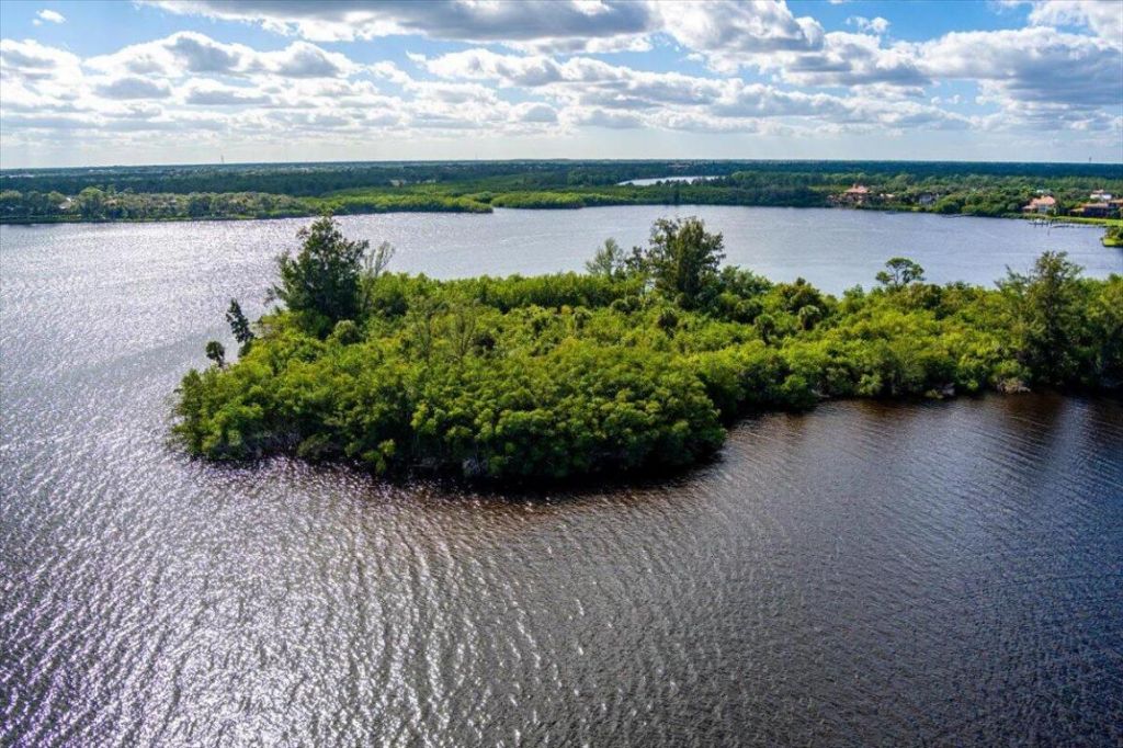 3316 SE River Vista Court, Port Saint Lucie, FL 34952 Photo