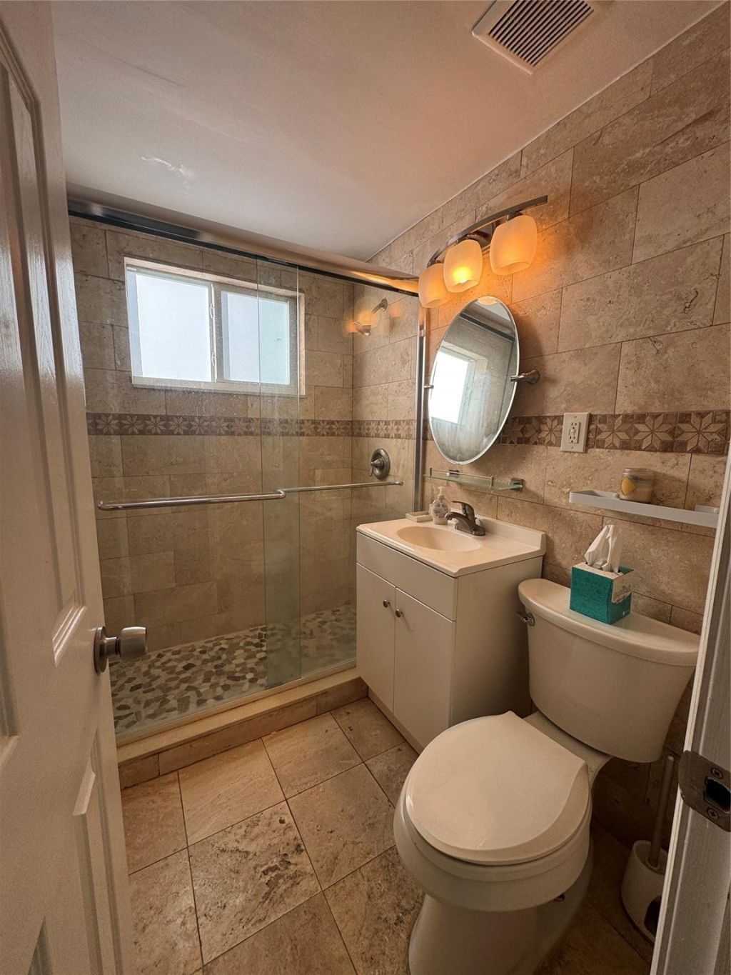 323 Monroe Street, Unit 2, Hollywood, FL 33019 Photo