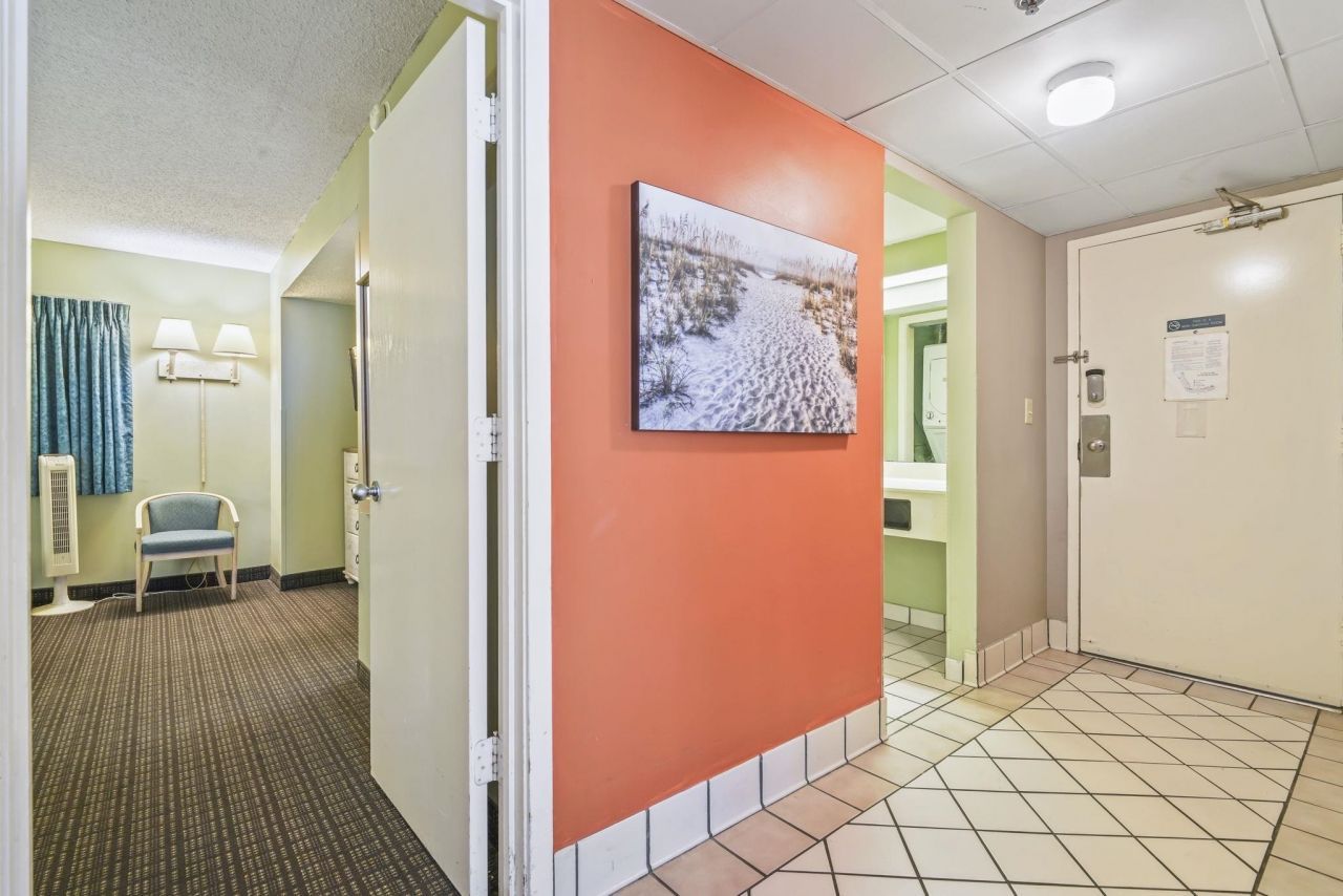 201 74th Ave. N Photo 13