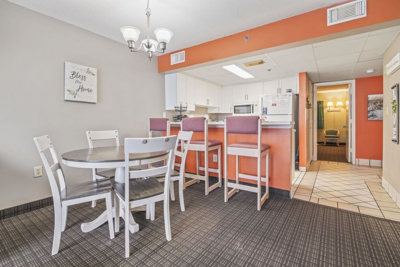 201 74th Ave. N Photo 7