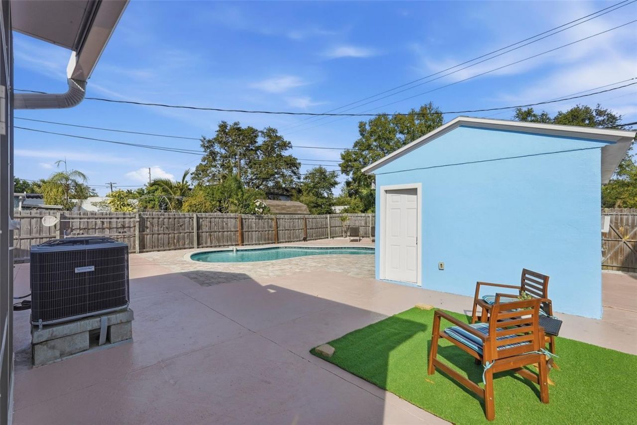 6531 2nd Avenue S, Saint Petersburg, FL 33707 Photo