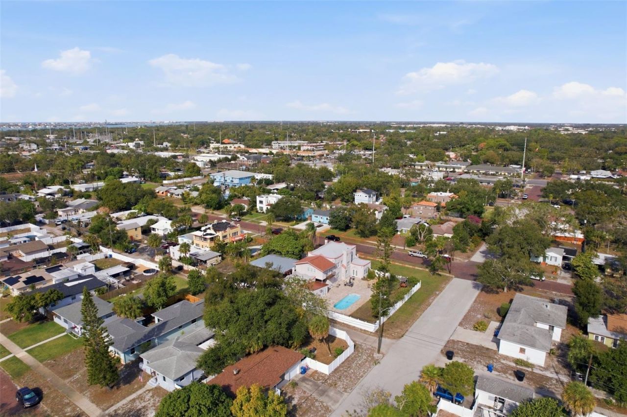 6531 2nd Avenue S, Saint Petersburg, FL 33707 Photo