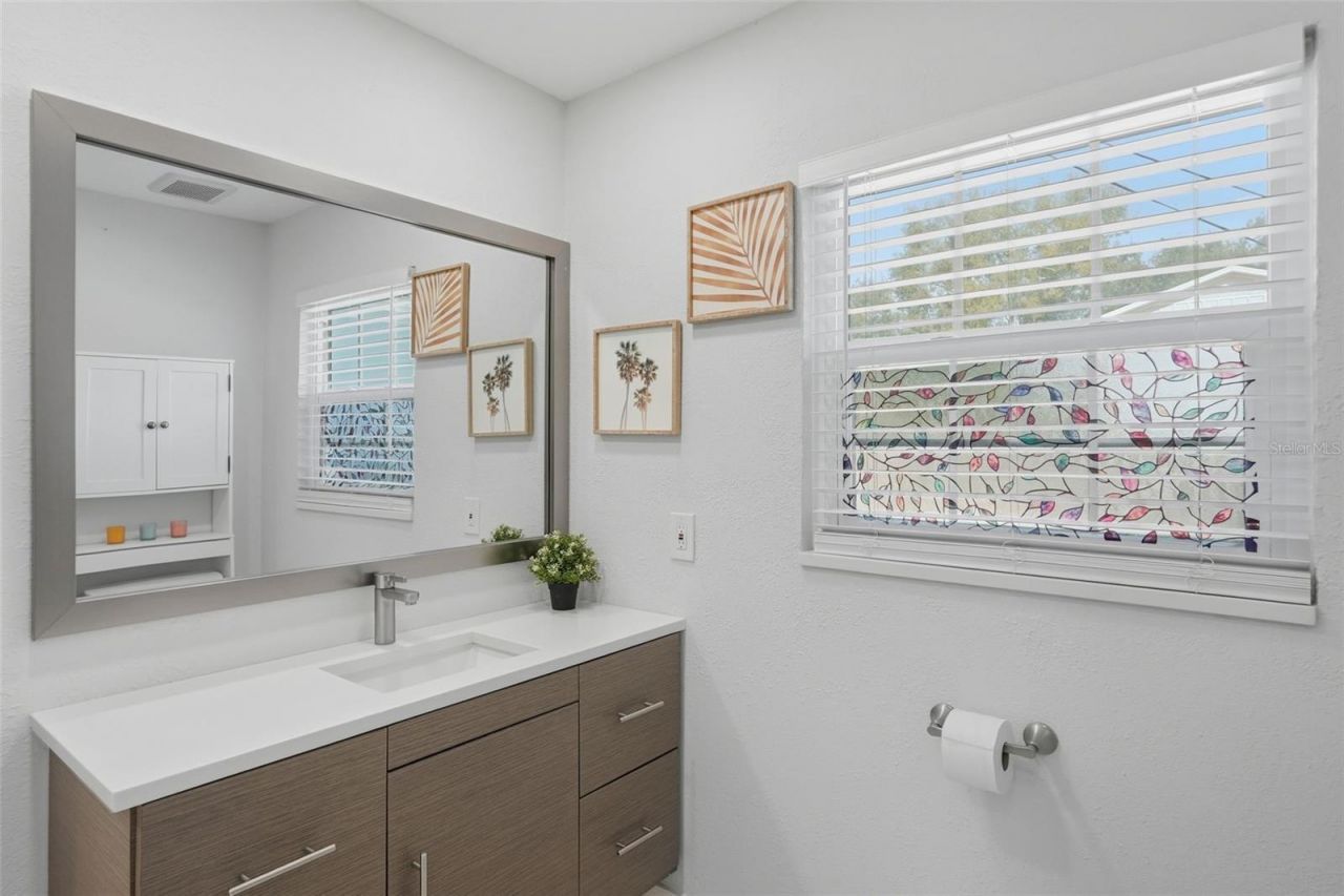 6531 2nd Avenue S, Saint Petersburg, FL 33707 Photo