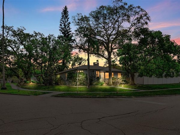 325 ORANGEVIEW AVENUE, CLEARWATER, FL 33755