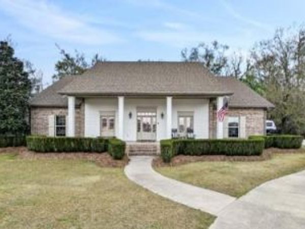 120 TRACI Court, Thibodaux, LA 70301