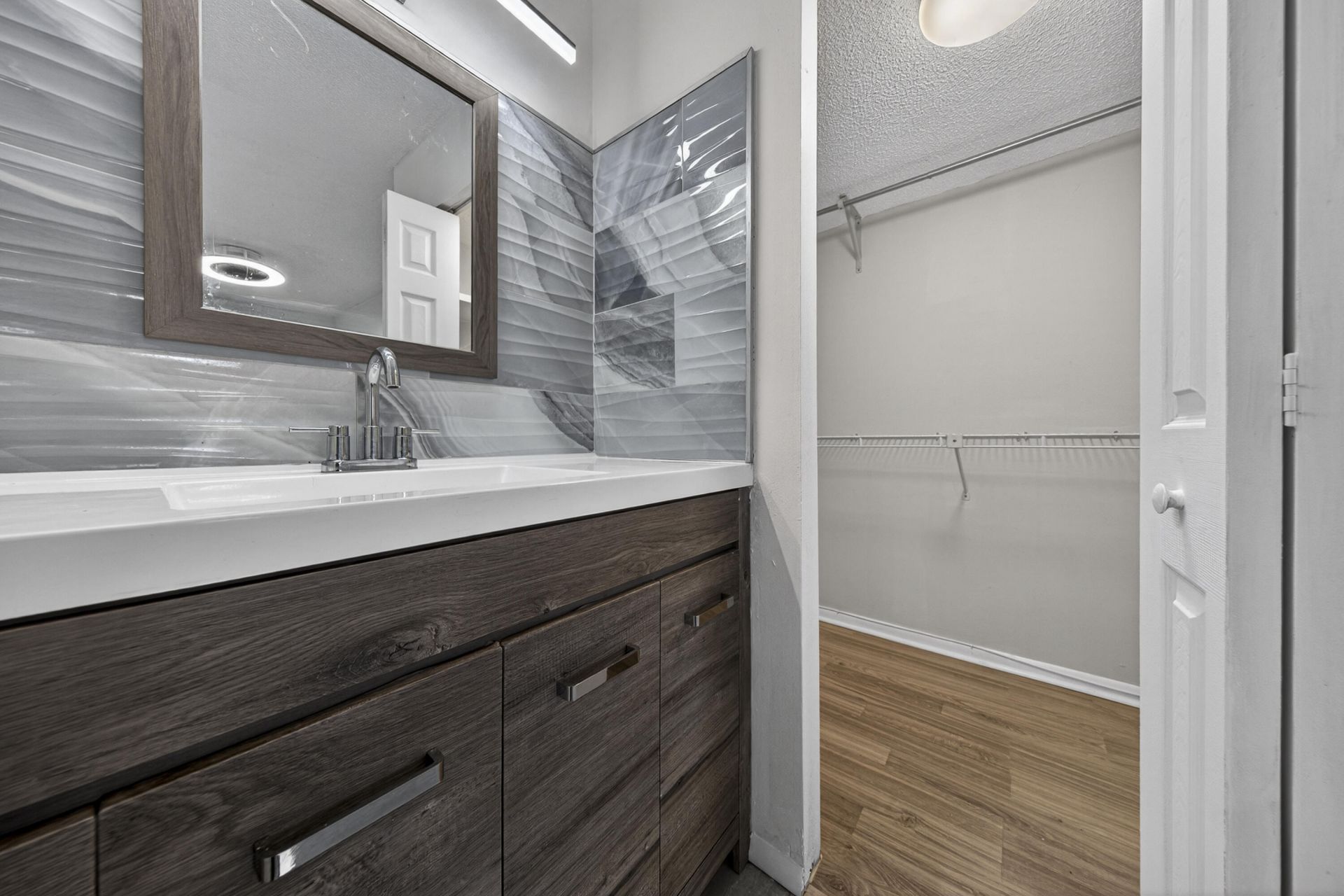 6301 N Falls Cir Drive, Unit 303, Lauderhill, FL 33319 Photo