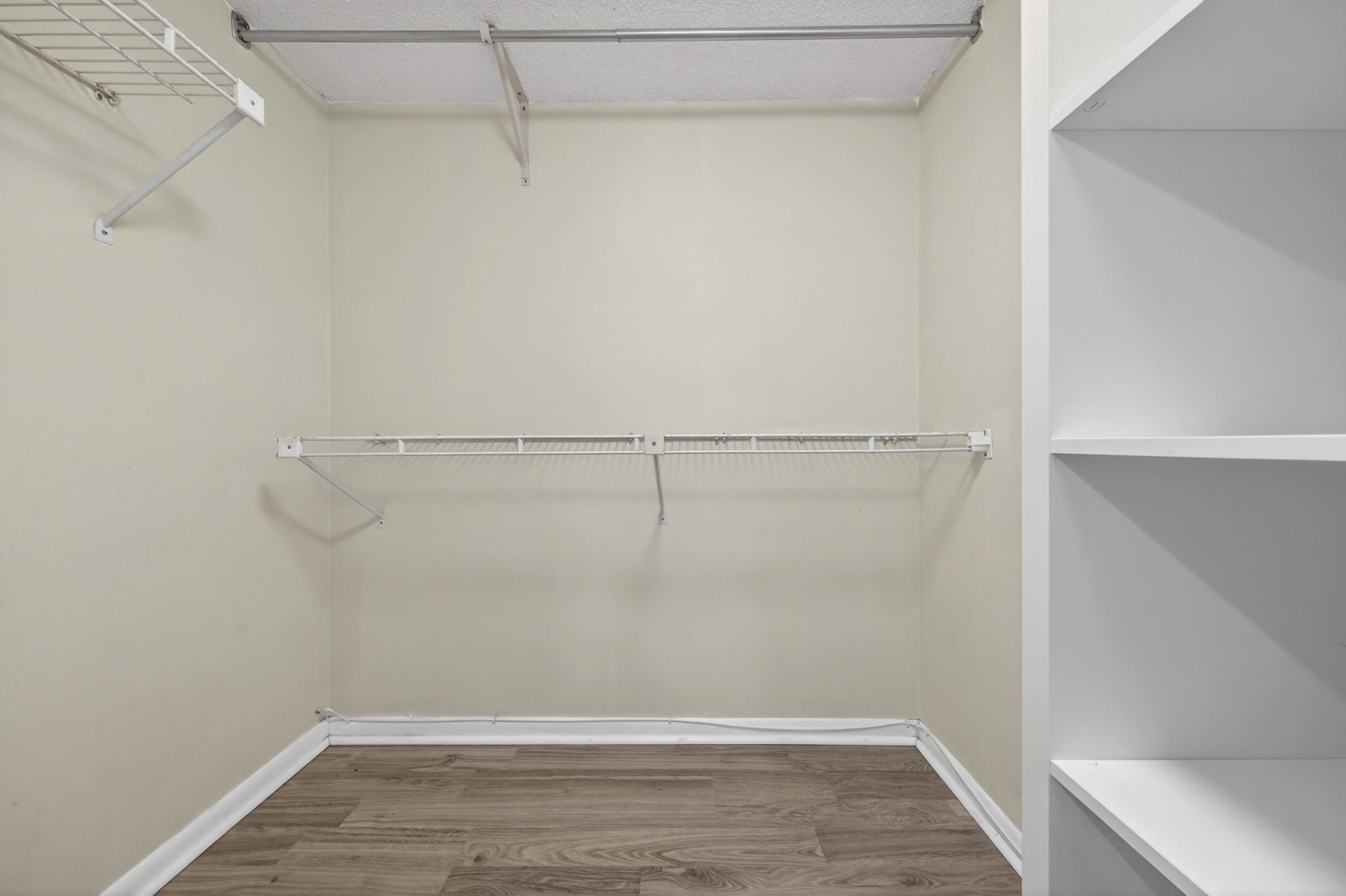 6301 N Falls Cir Drive, Unit 303, Lauderhill, FL 33319 Photo