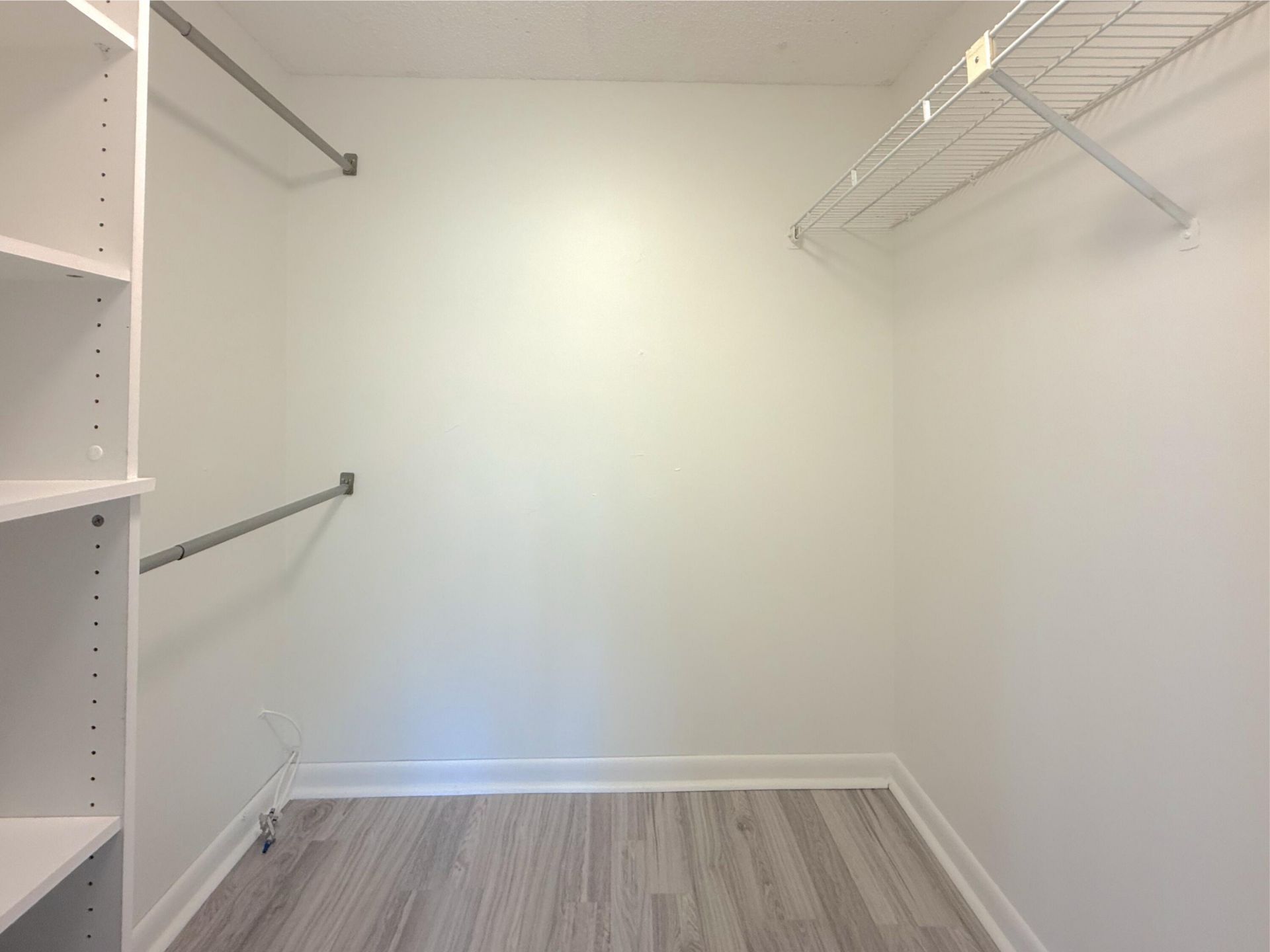 6301 N Falls Cir Drive, Unit 303, Lauderhill, FL 33319 Photo