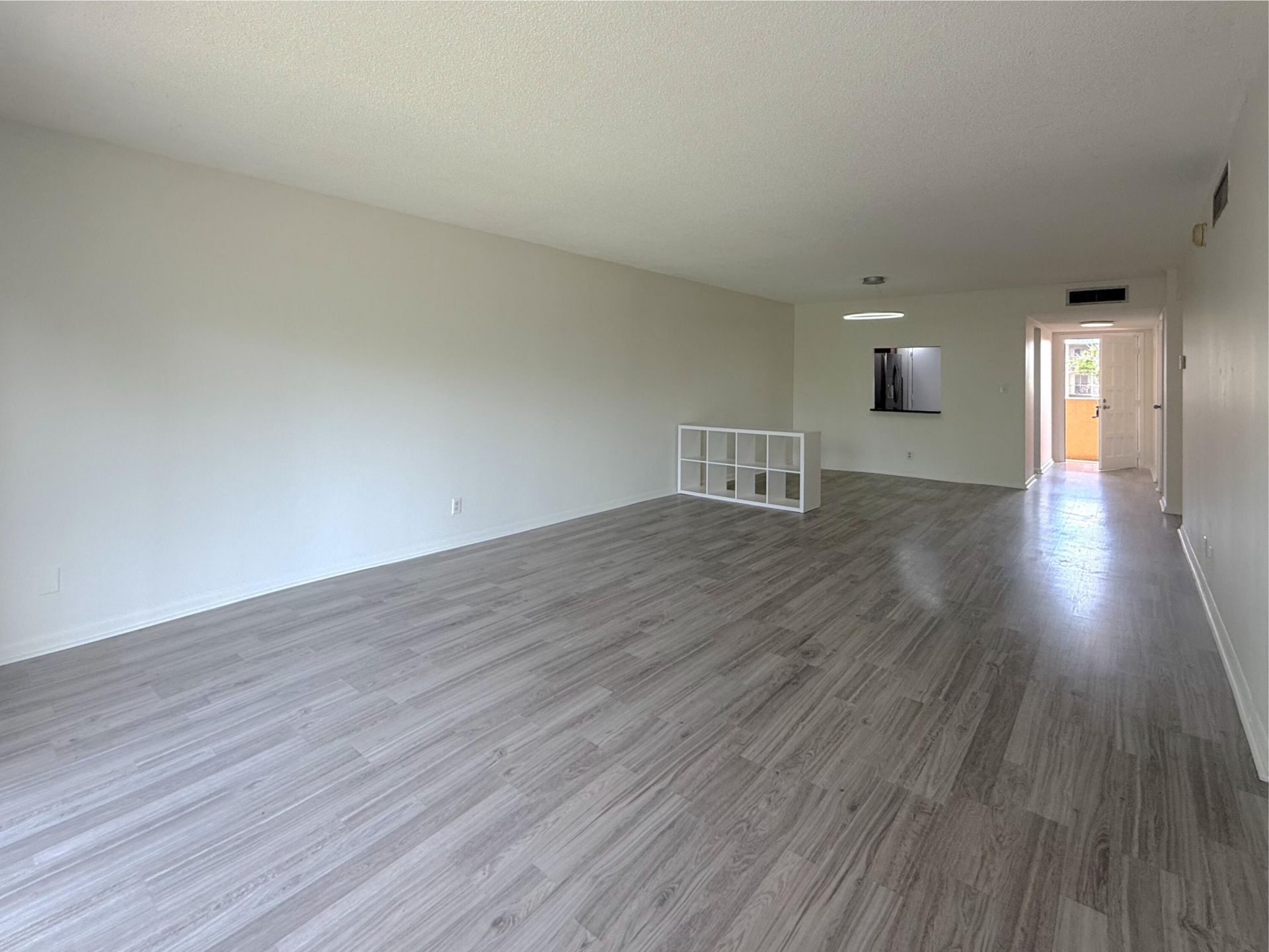 6301 N Falls Cir Drive, Unit 303, Lauderhill, FL 33319 Photo