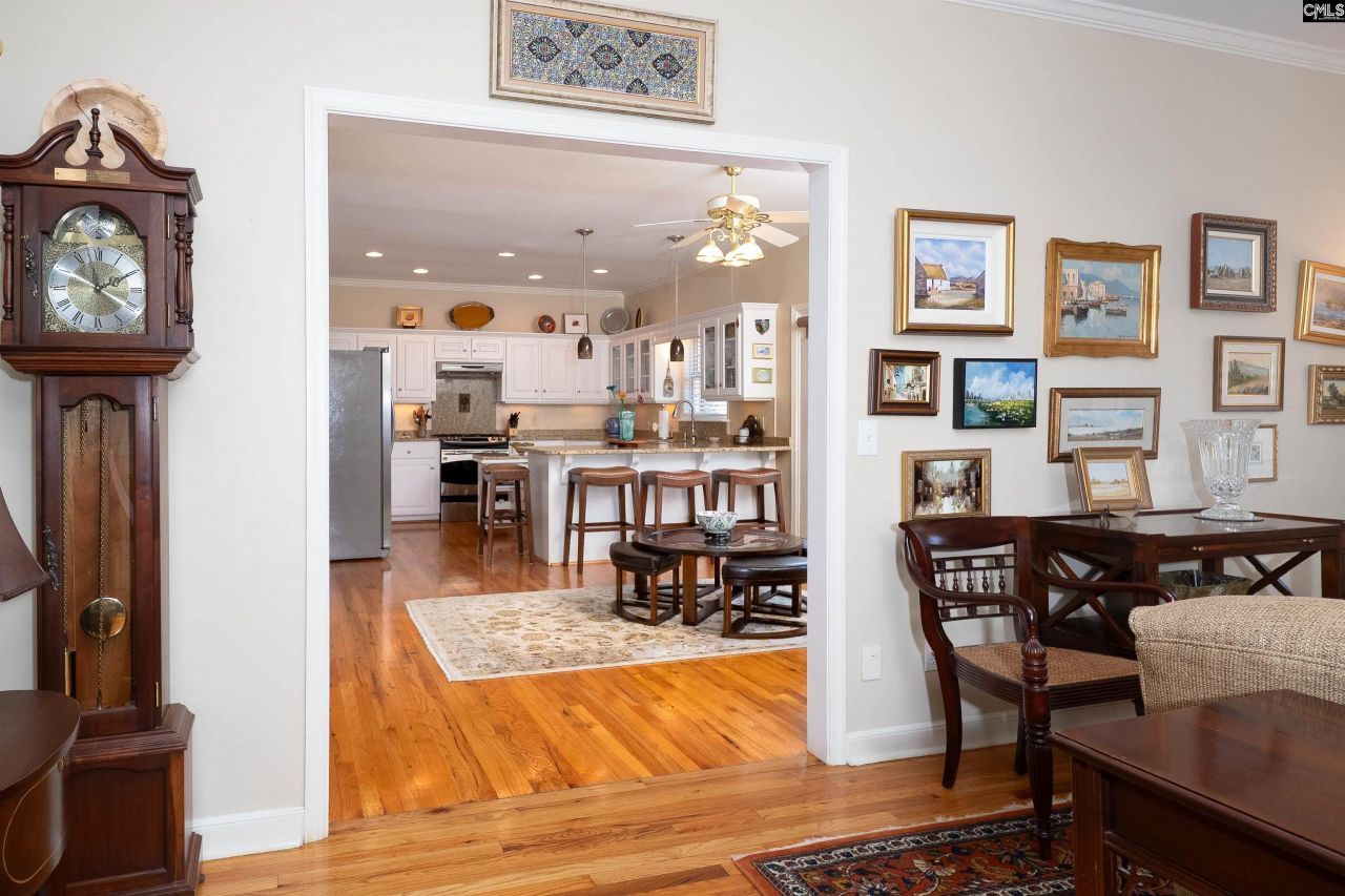 200 Barton Bend Lane Photo 13