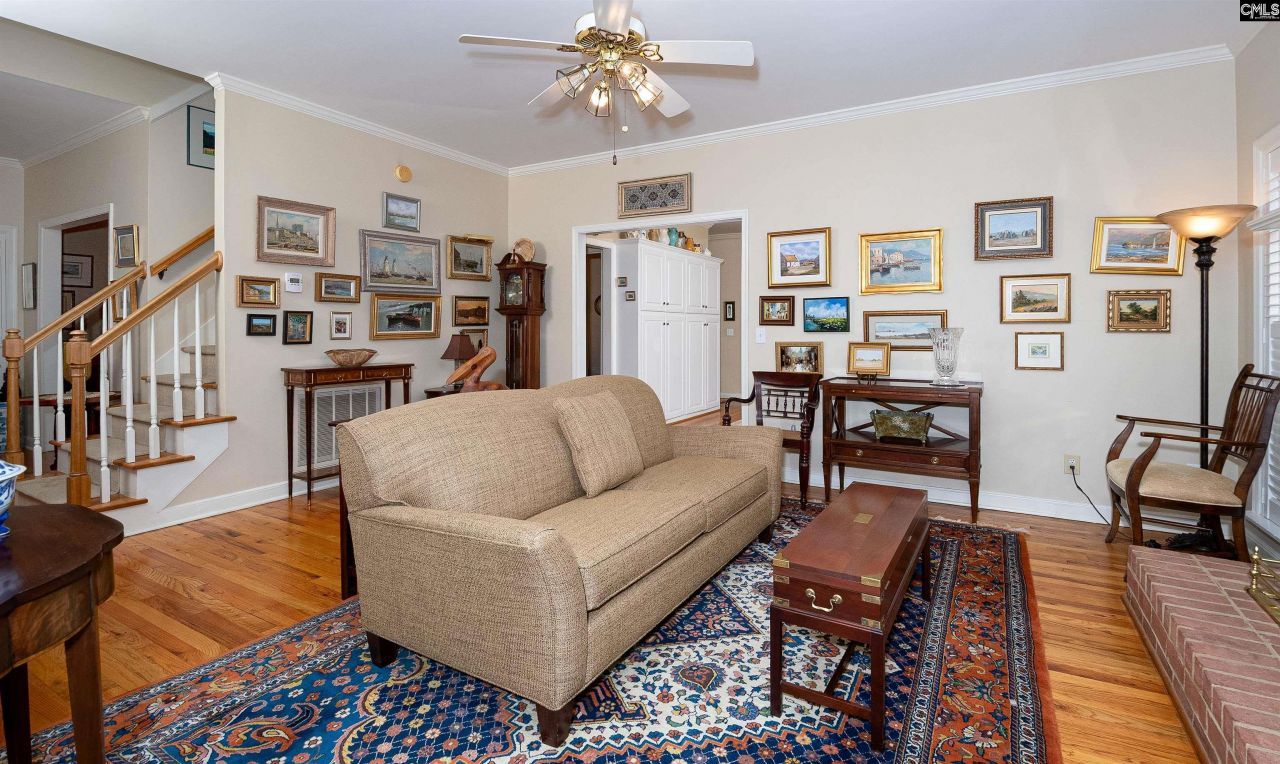 200 Barton Bend Lane Photo 14