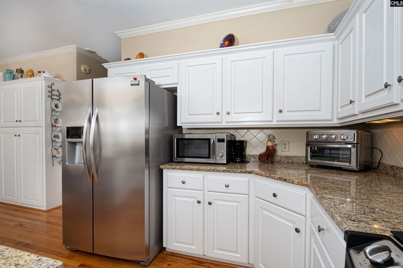 200 Barton Bend Lane Photo 21