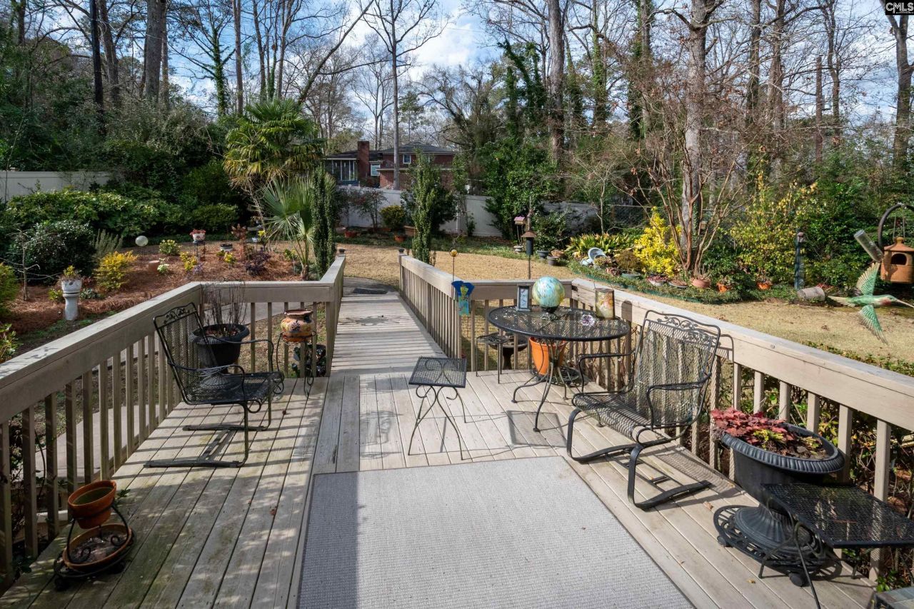 200 Barton Bend Lane Photo 40