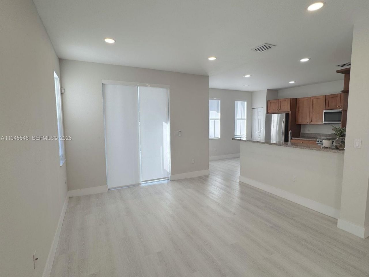 11400 NW 75th Ter, Doral, FL 33178 Photo