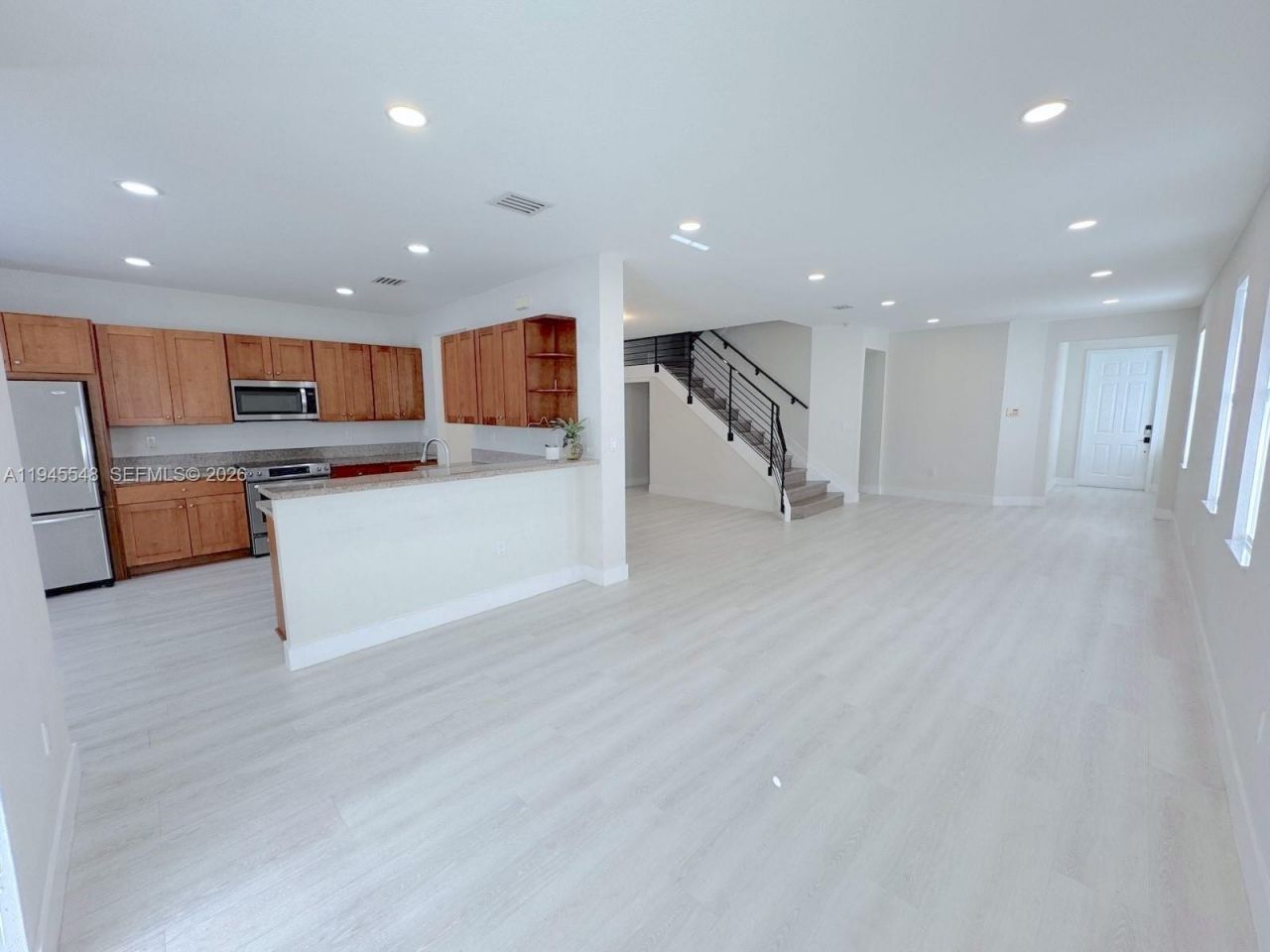 11400 NW 75th Ter, Doral, FL 33178 Photo