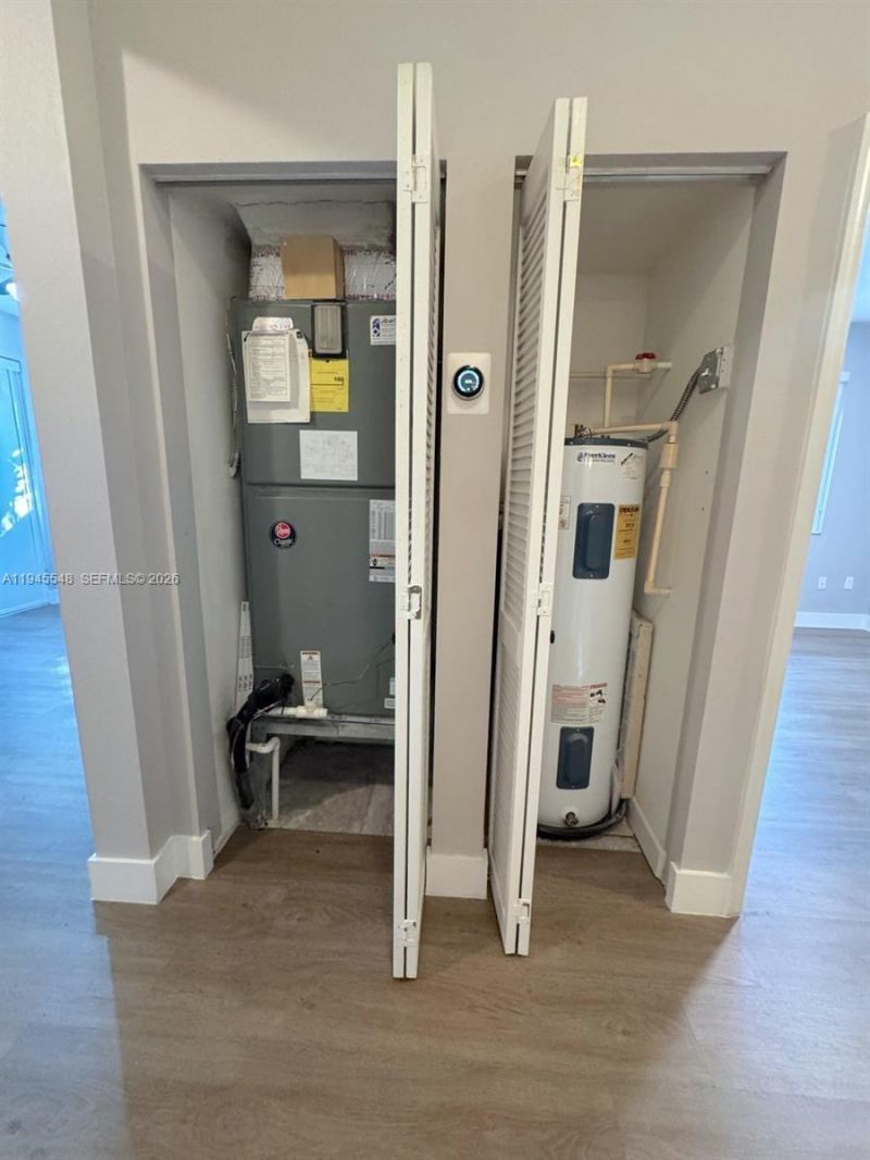 11400 NW 75th Ter, Doral, FL 33178 Photo