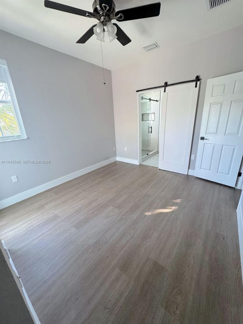 11400 NW 75th Ter, Doral, FL 33178 Photo