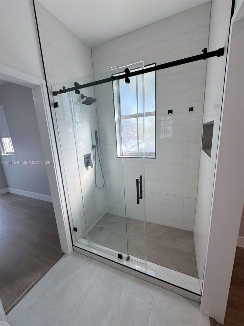 11400 NW 75th Ter, Doral, FL 33178 Photo