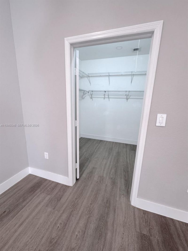 11400 NW 75th Ter, Doral, FL 33178 Photo