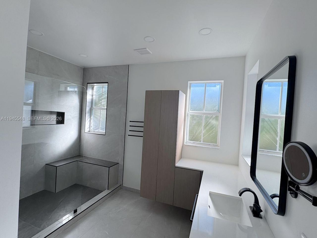 11400 NW 75th Ter, Doral, FL 33178 Photo