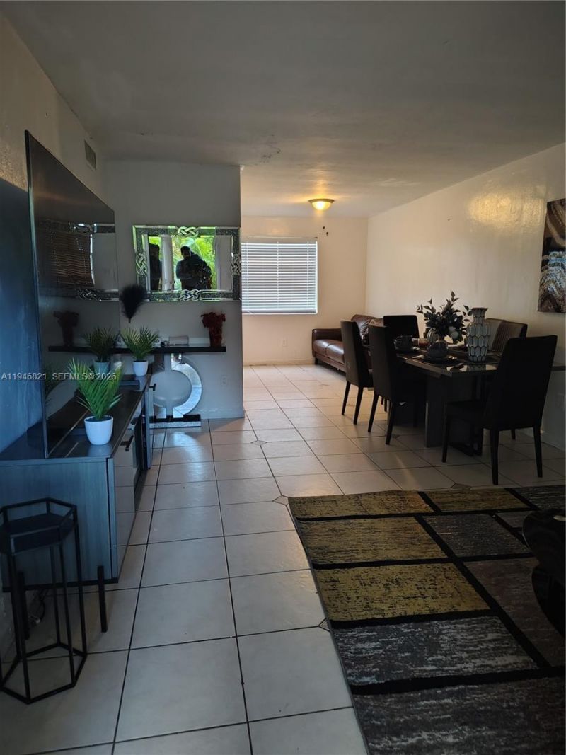 1350 NE 119th St , Unit 135006, Miami, FL 33161 Photo