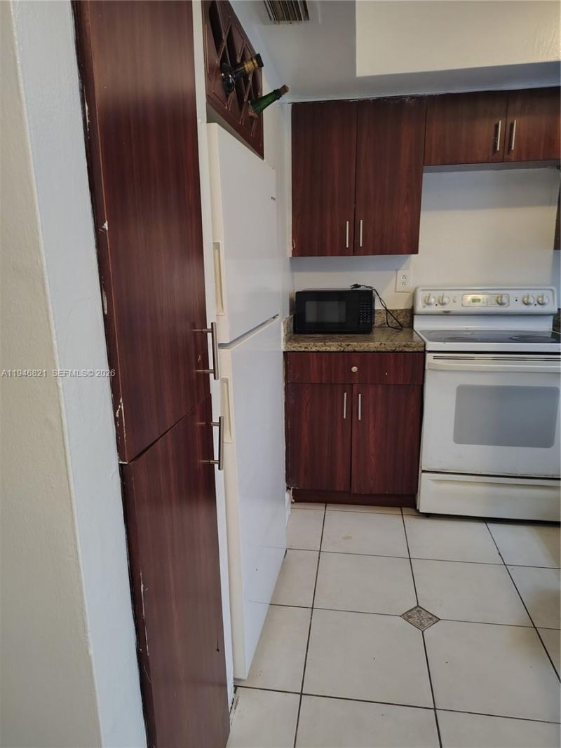1350 NE 119th St , Unit 135006, Miami, FL 33161 Photo