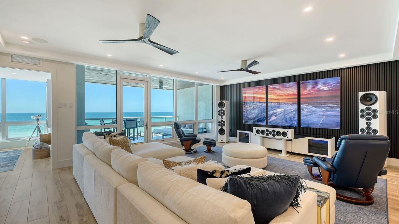 1035 Seaside Drive, Unit 503, Sarasota, FL 34242 Photo