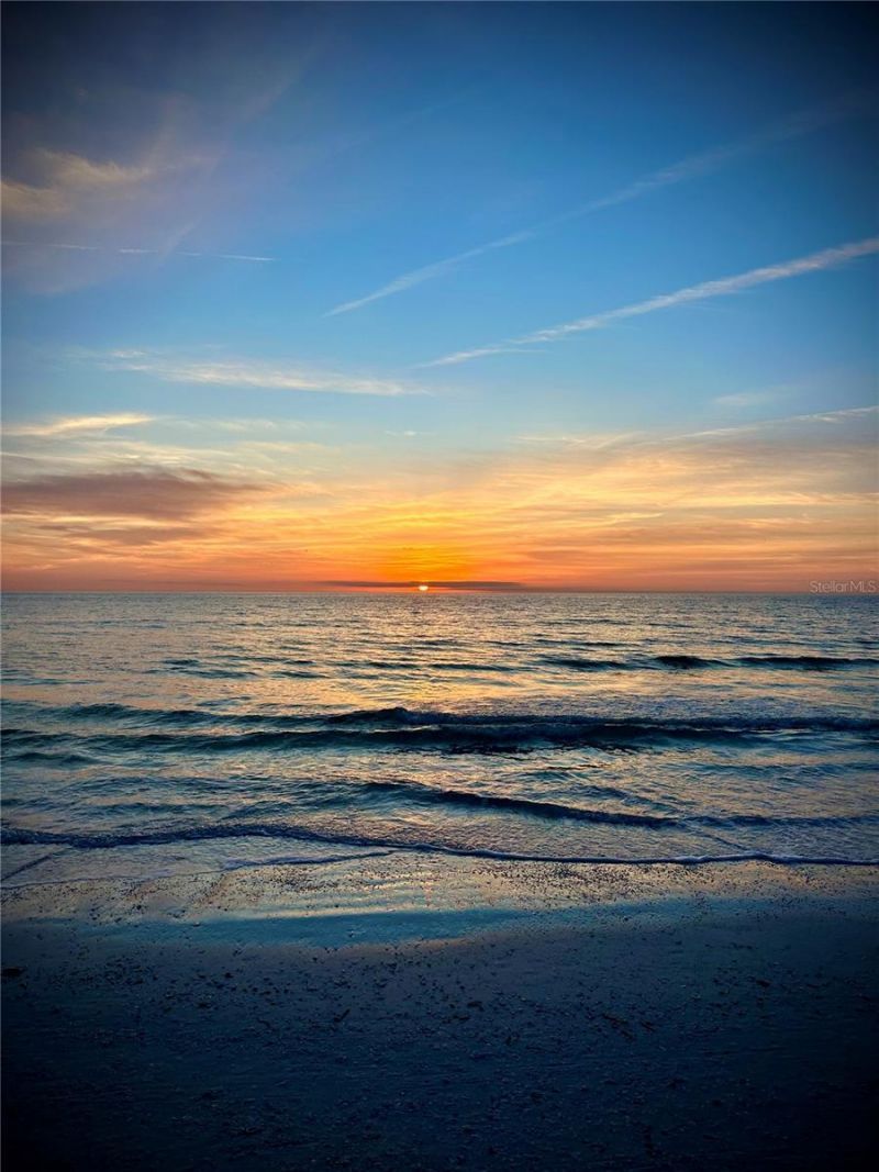 1035 Seaside Drive, Unit 503, Sarasota, FL 34242 Photo