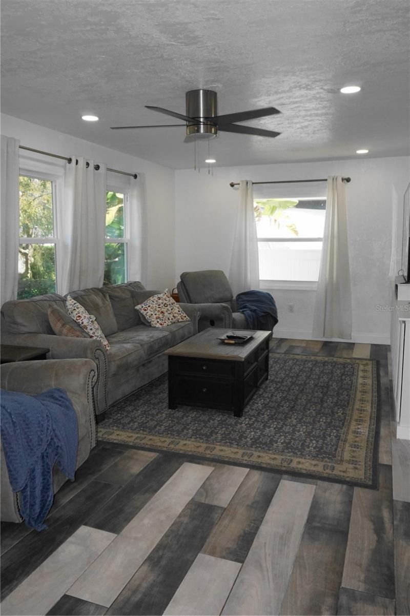 1116 30th Avenue N, Saint Petersburg, FL 33704 Photo