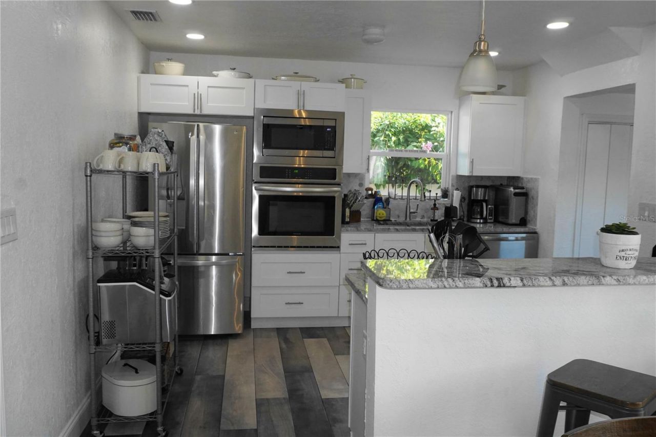 1116 30th Avenue N, Saint Petersburg, FL 33704 Photo