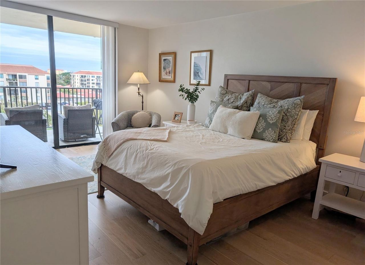 6322 Palma Del Mar Boulevard S, Unit 705, Saint Petersburg, FL 33715 Photo