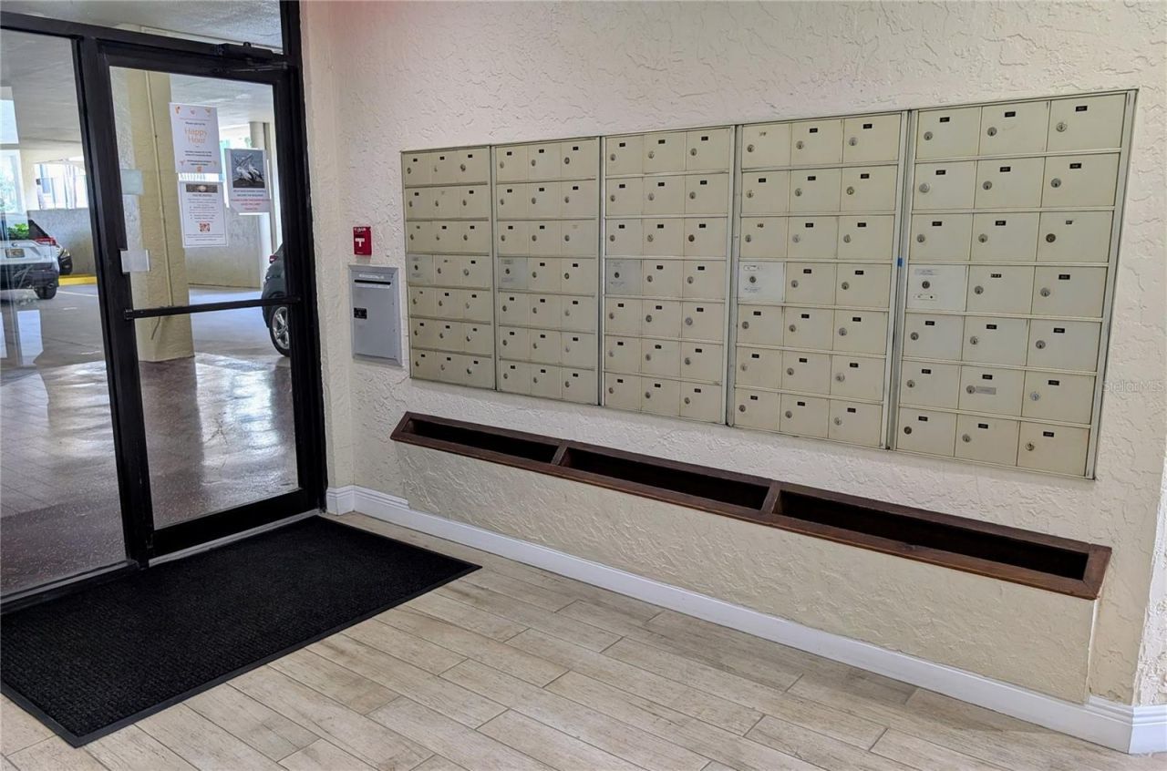 6322 Palma Del Mar Boulevard S, Unit 705, Saint Petersburg, FL 33715 Photo