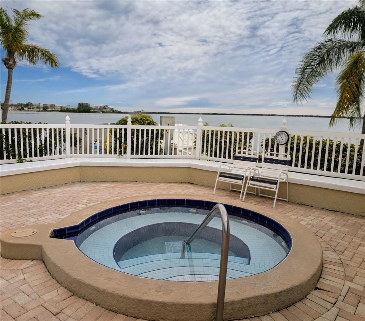 6322 Palma Del Mar Boulevard S, Unit 705, Saint Petersburg, FL 33715 Photo