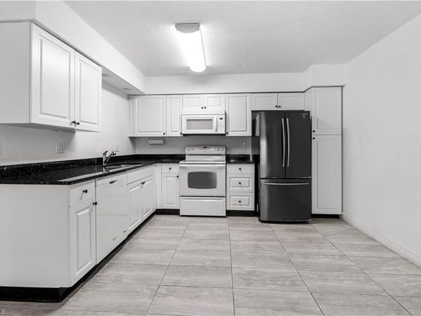 1100 Pondella RD, Unit 908, CAPE CORAL, FL 33909