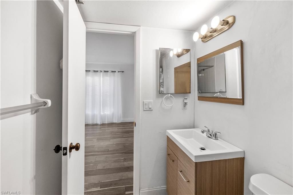 1100 Pondella Rd, Unit 908, Cape Coral, FL 33909 Photo