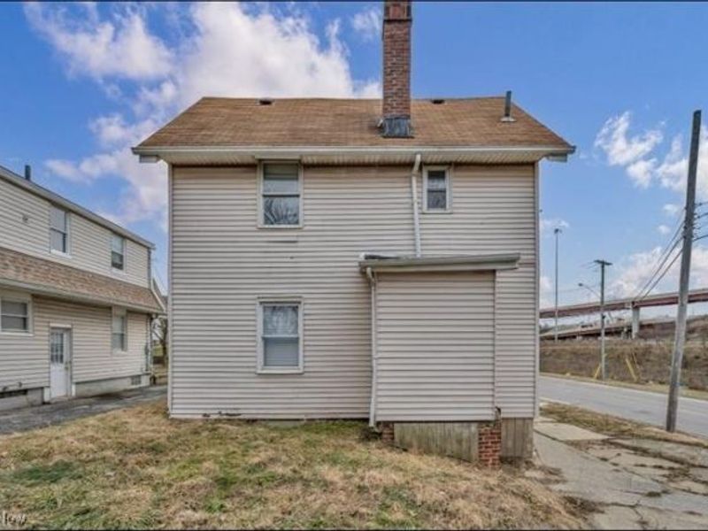 620 Hedden Avenue, Akron, OH 44311 Photo 2