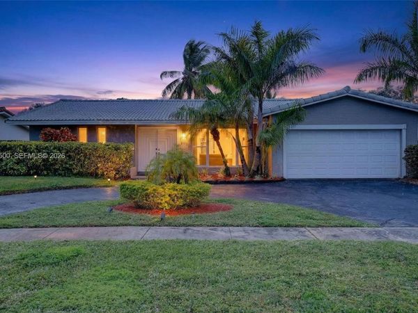 4710 Grant St, Hollywood, FL 33021