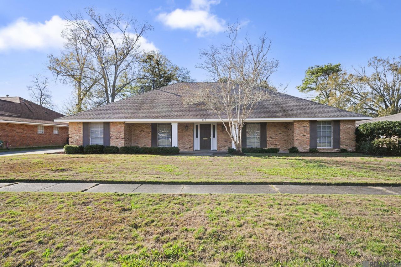 886 Hedgewood Dr, Baton Rouge, LA 70815 Main Photo