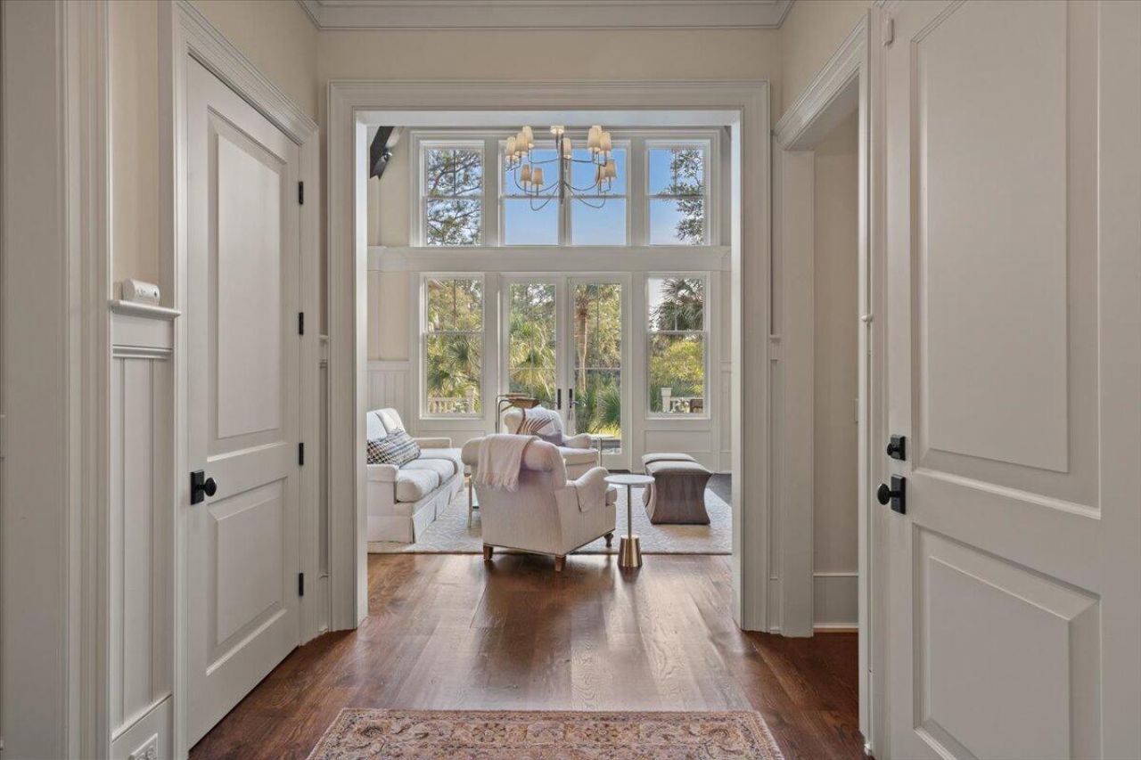 342 Governors Drive Photo 18