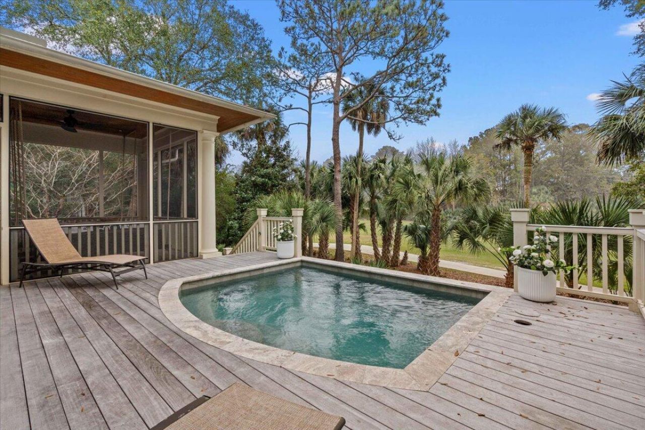 342 Governors Drive Photo 44