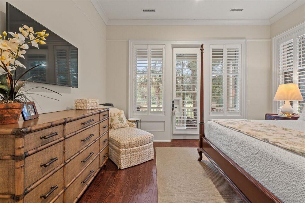 342 Governors Drive Photo 50